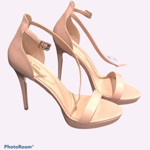 NWOT Aldo Blush Pink Strapped Pump